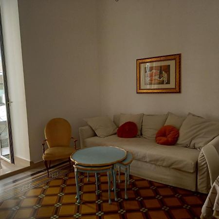 Апартаменты Dante Alighieri House Бари Экстерьер фото