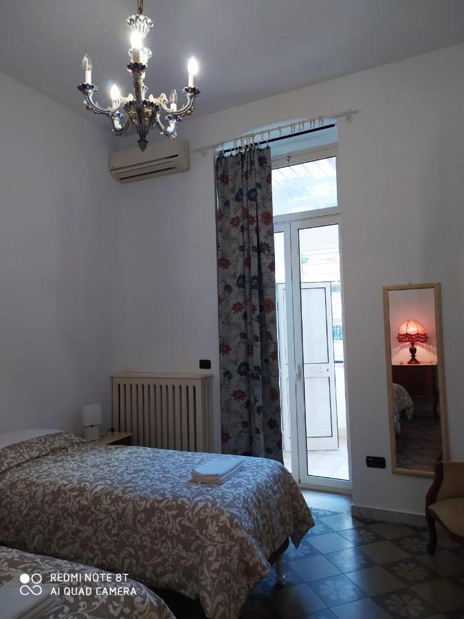 Апартаменты Dante Alighieri House Бари Экстерьер фото